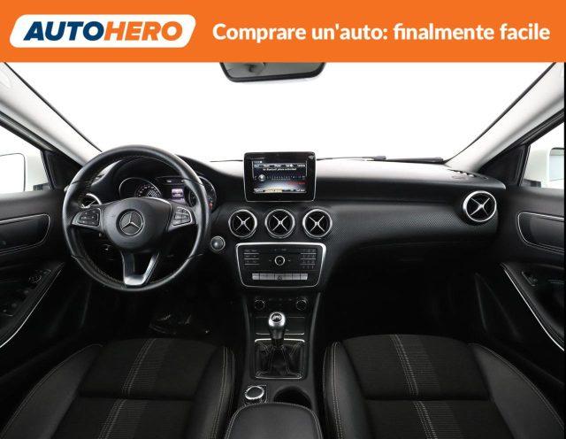 MERCEDES-BENZ A 180 d Sport