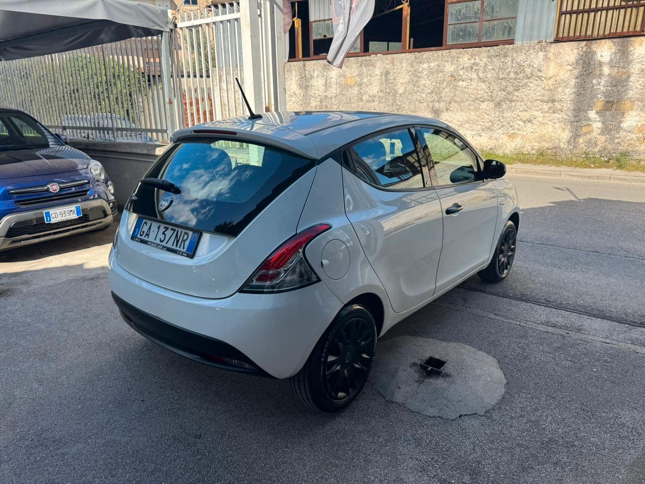 LANCIA YPSILON 1.2 69CV ELEFANTINO BLU 2020