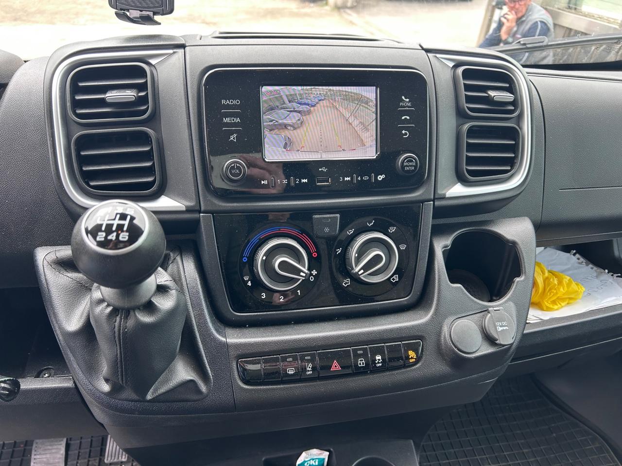 Peugeot Boxer 2.2HDI garanzia casa madre 2025