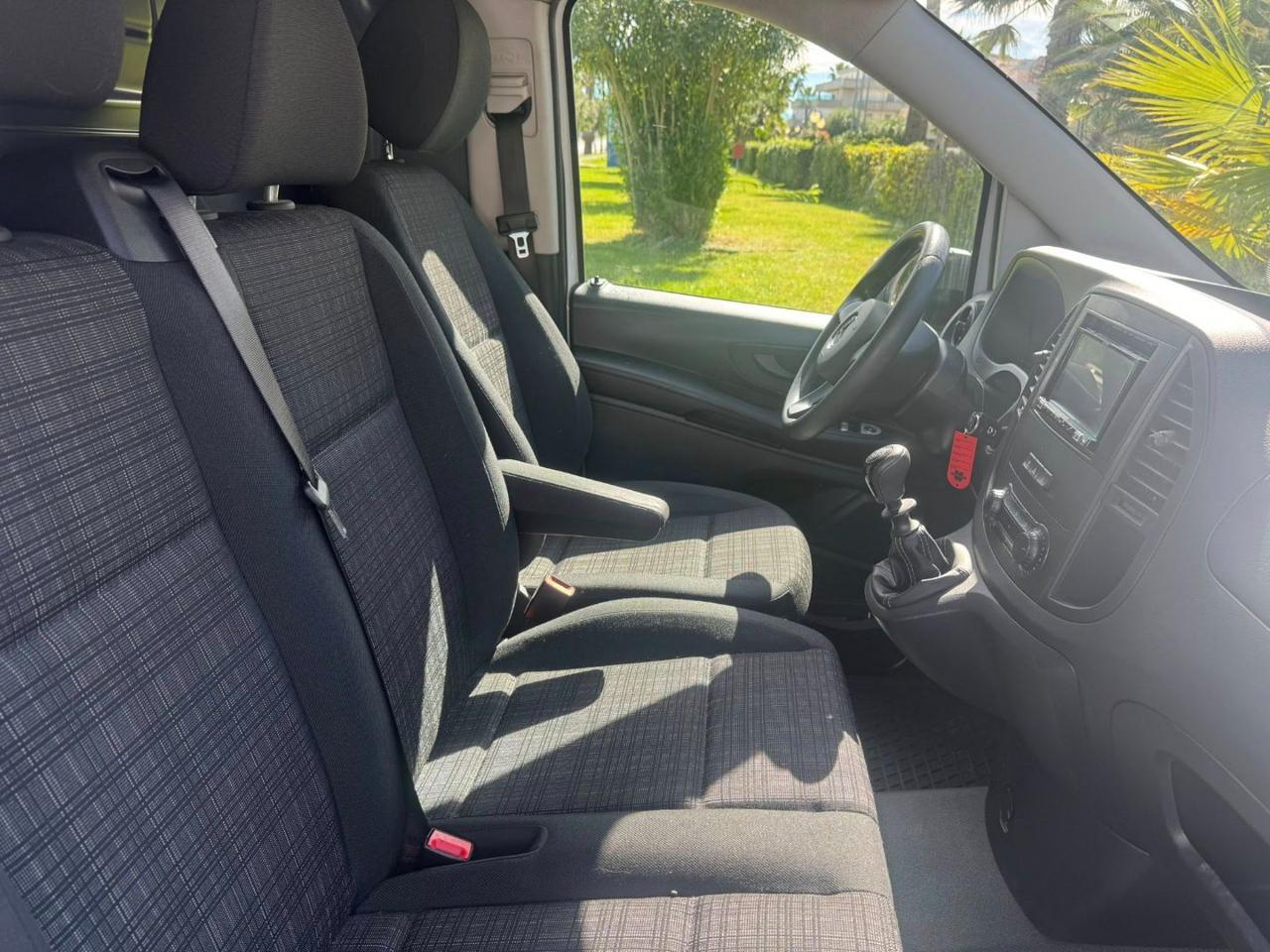 MERCEDES Vito 111 cdi compact E6