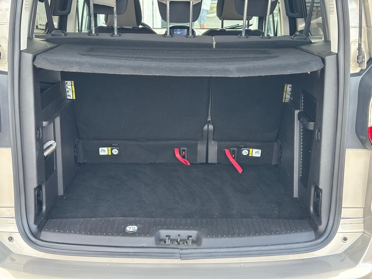 Ford Tourneo Courier 2015 1.6 TDCI 95 CV Titanium