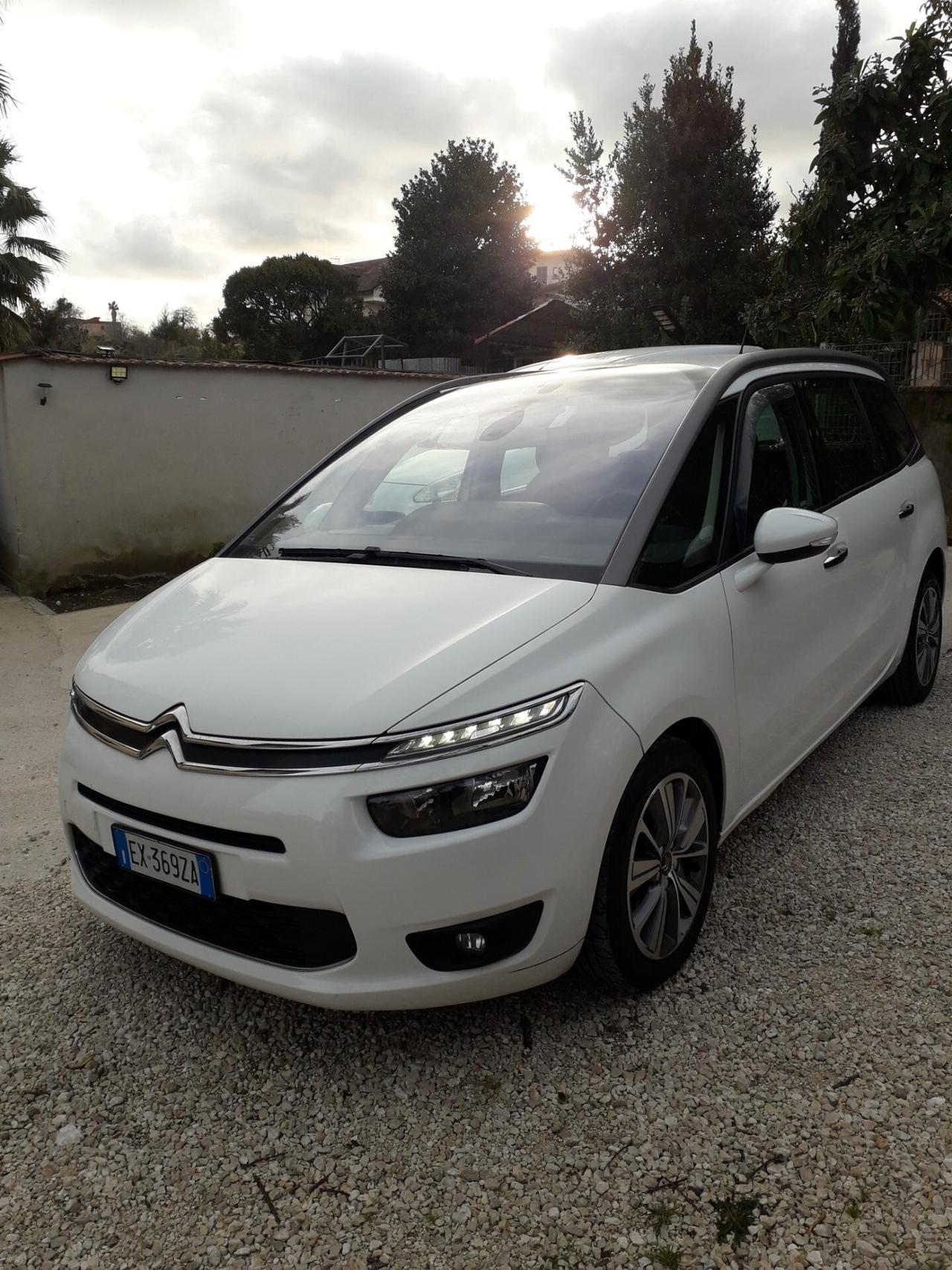 Citroen Grand C4 BlueHDi 150 015