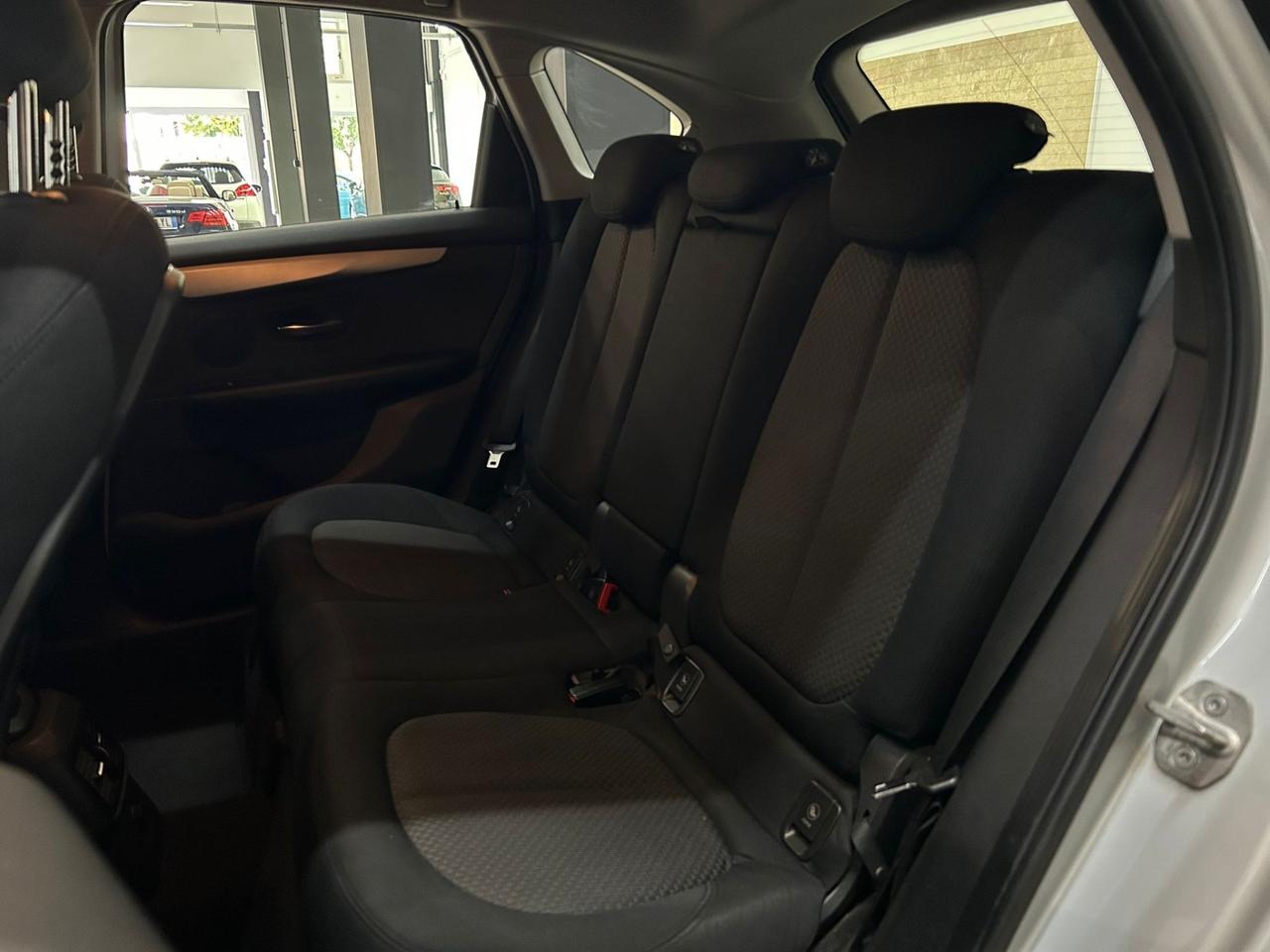 Bmw 2er Active Tourer 218d Advantage