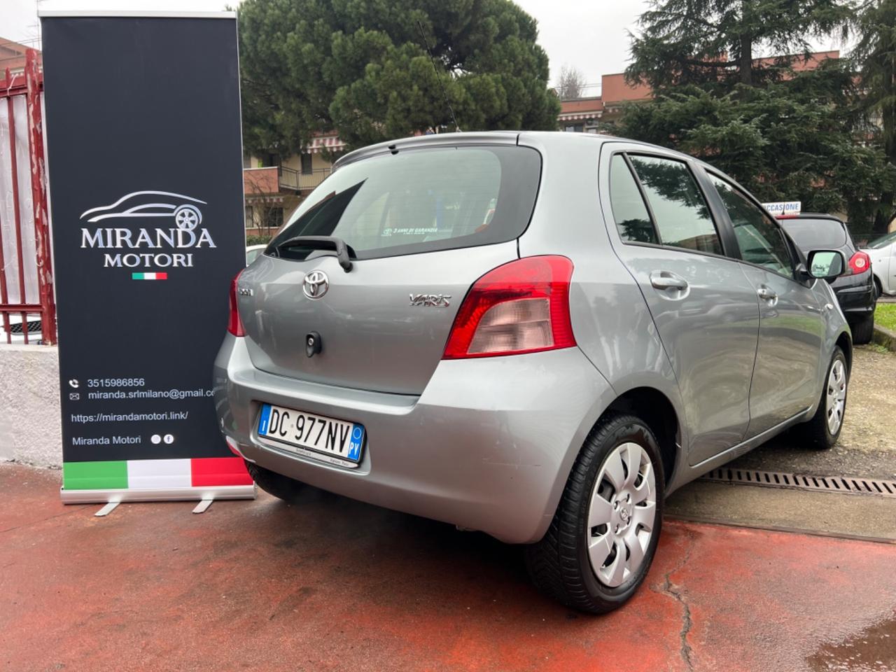 Toyota Yaris 1.0 5 porte Sol