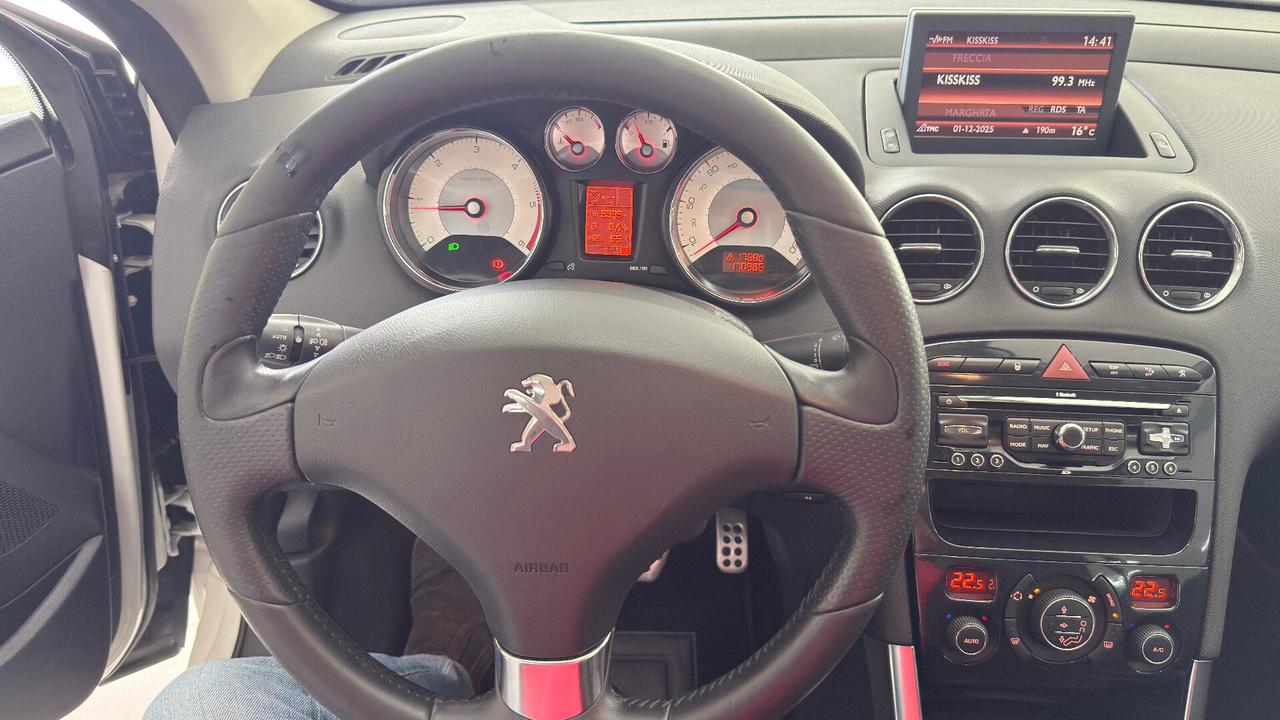 Peugeot 308 1.6 e-HDi 112CV Stop&Start CC Allure