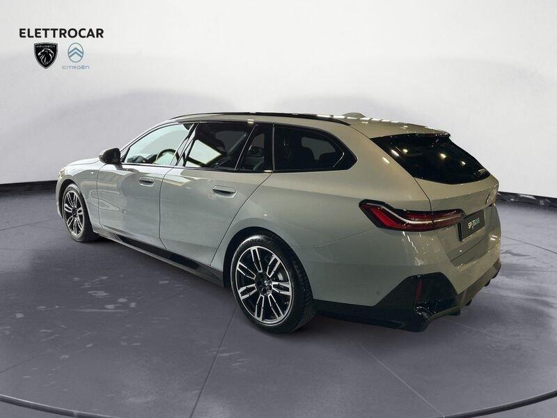 BMW Serie 5 520d 48V sDrive Touring Msport