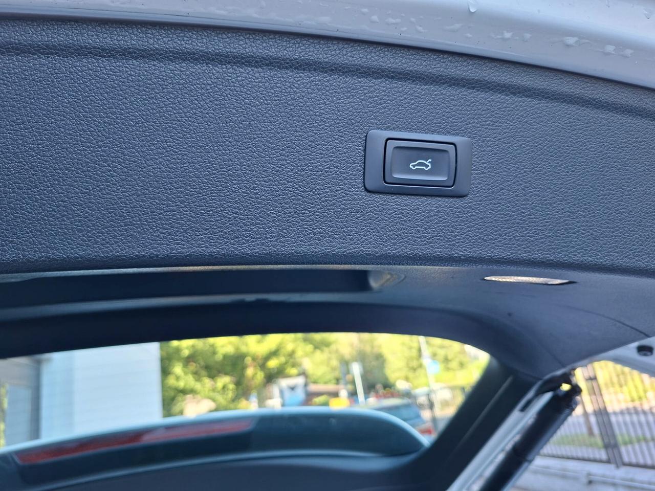 Audi Q5 2.0 TDI quattro S tronic Business