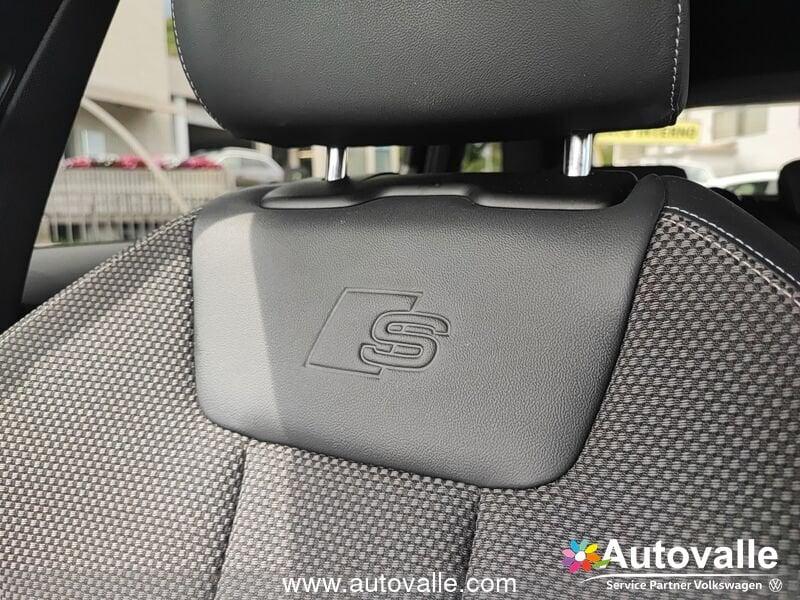 Audi A4 Avant 40 TDI quattro S tronic S line edition