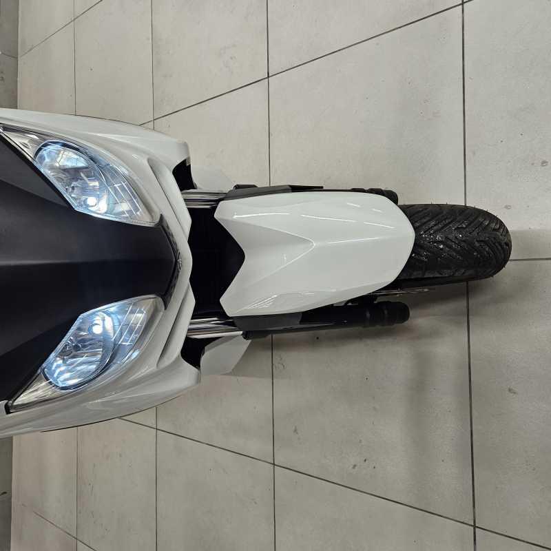 Yamaha X-Max 250 - 2012