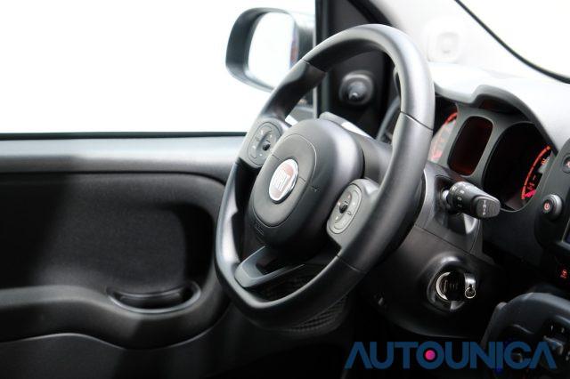 FIAT Panda 1.0 FIREFLY S&S HYBRID CITY LIFE NEOPATENTATI