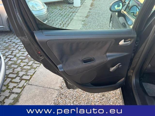 Peugeot 207 1.6 HDi 90CV 5p. XS