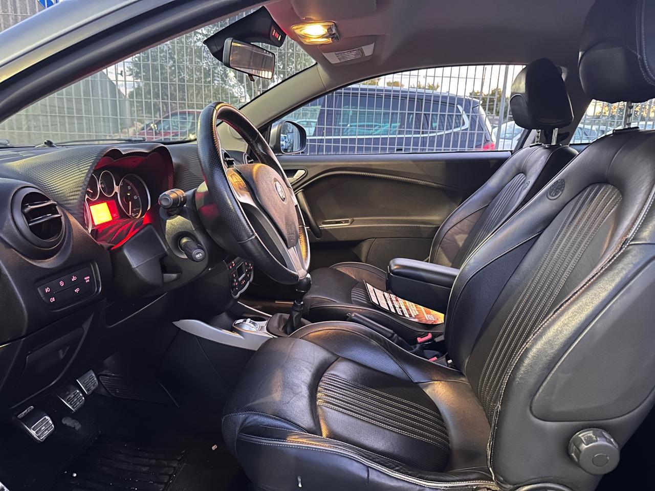 Alfa Romeo MiTo 1.3 Mtj Distinctive -2011 PELLE/17"