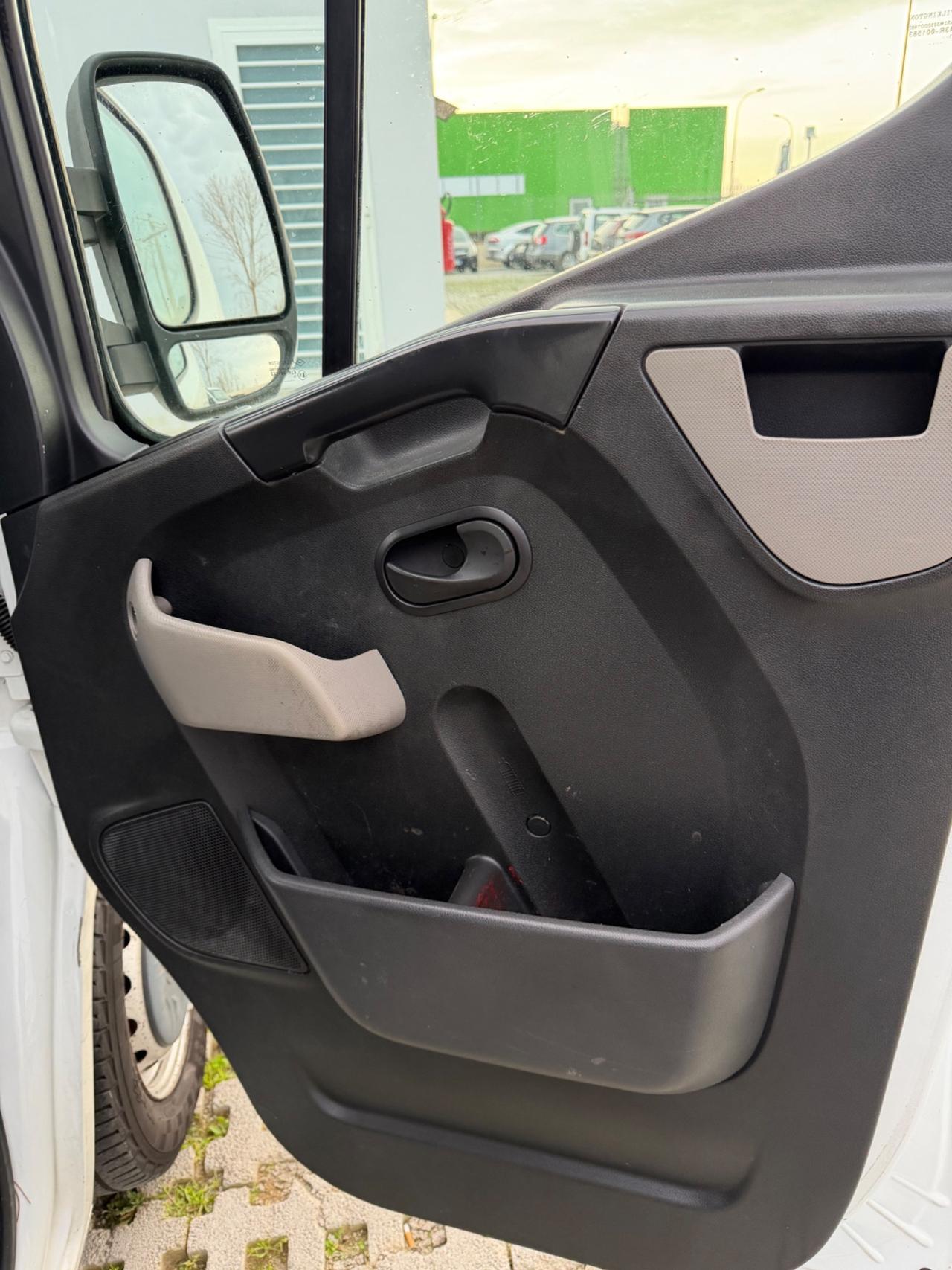 Renault Master 2.3 dCi/125