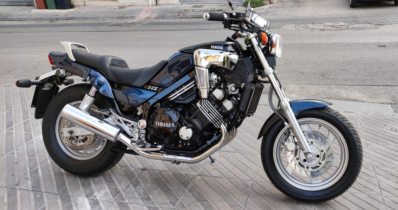 YAMAHA FZX 750