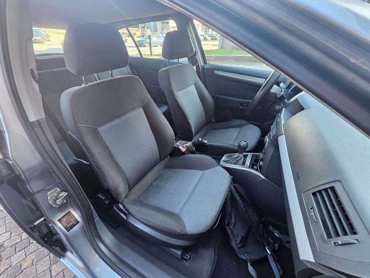 Opel Astra 1.6 twinport Enjoy 5p