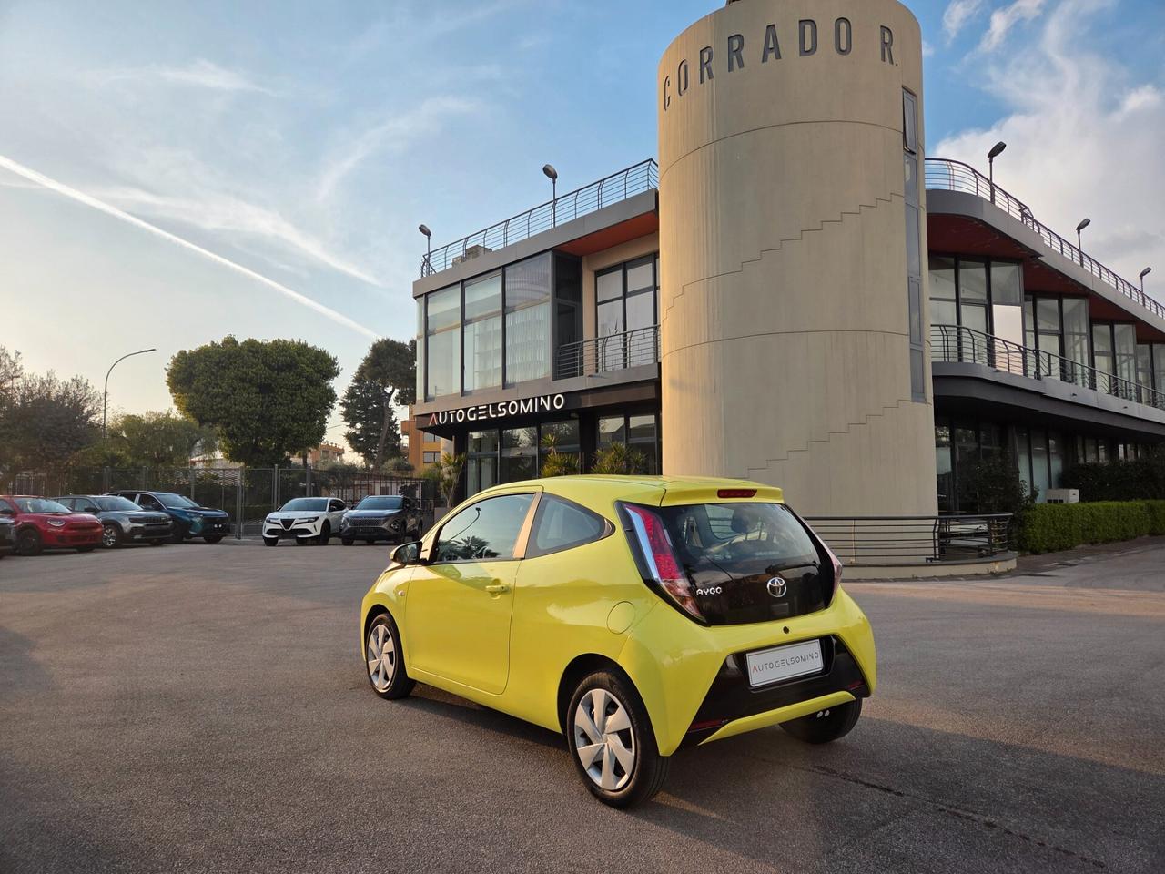 Toyota Aygo 1.0 VVT-i 69 CV 3 porte x-cool TSS