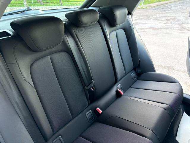 AUDI Q2 30 1.6 TDI Business CAMBIO MANUALE