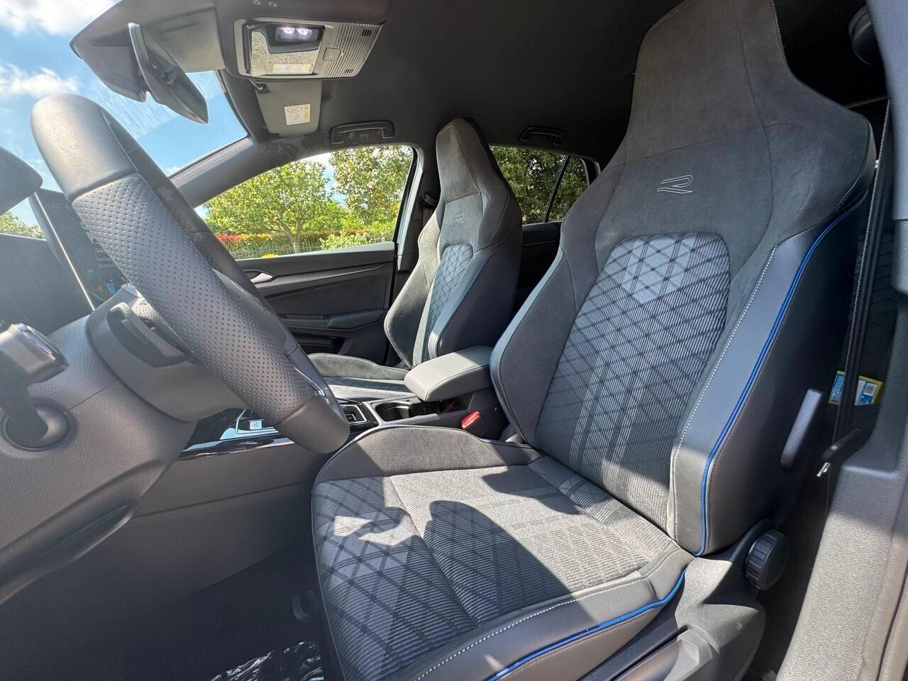 Volkswagen Golf 2.0 TDI 150 CV DSG SCR R-Line