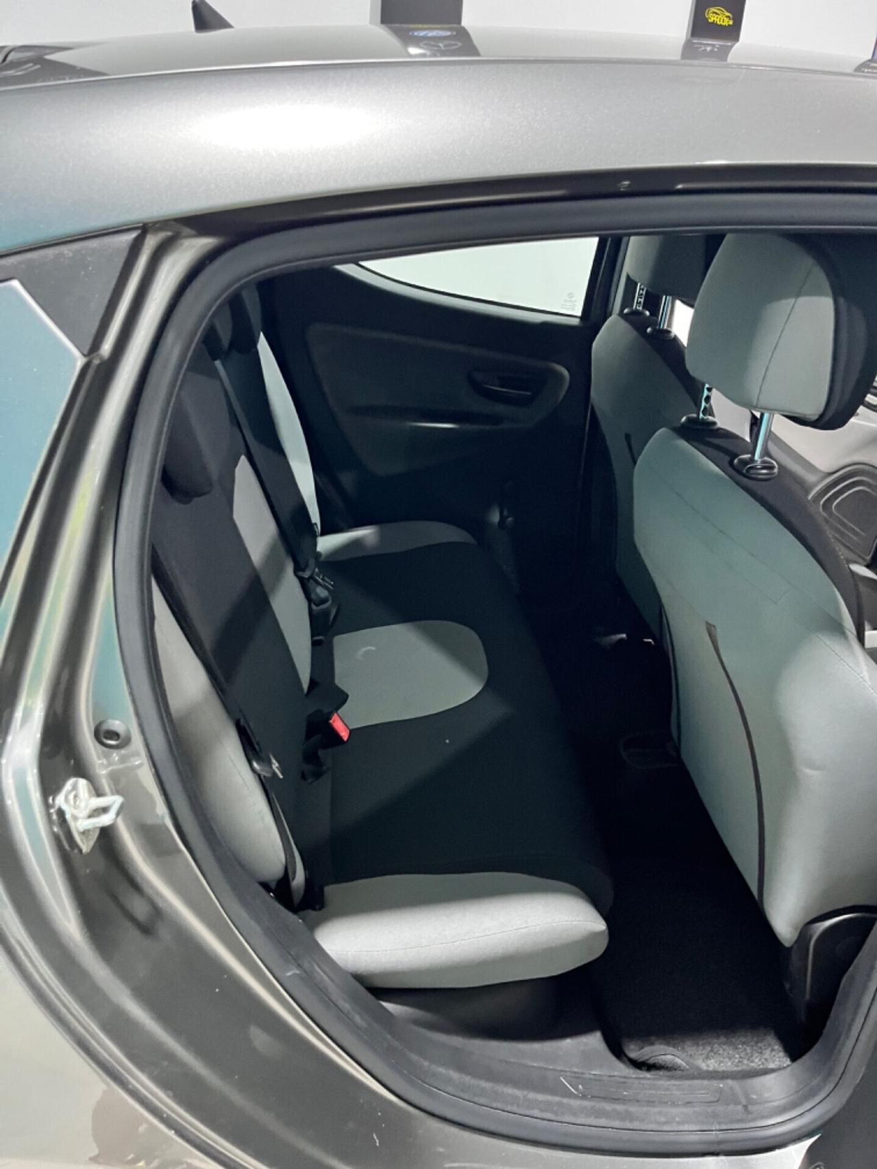 LANCIA YPSILON 1.2 GPL 2012 UNICOPROPRIETARIO