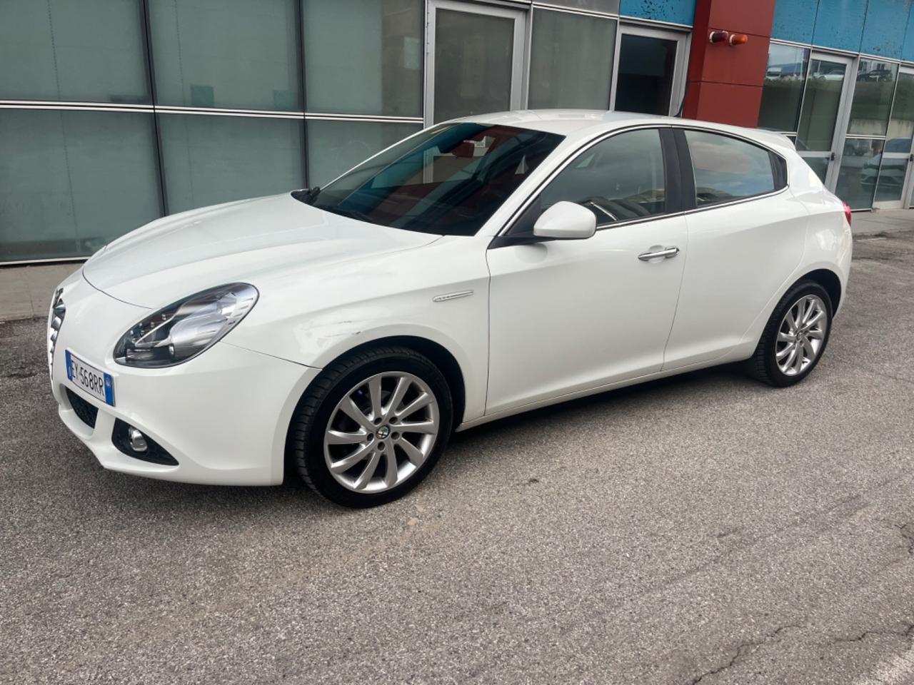 Alfa Romeo Giulietta 1.6 JTDm-2 105 CV Distinctive