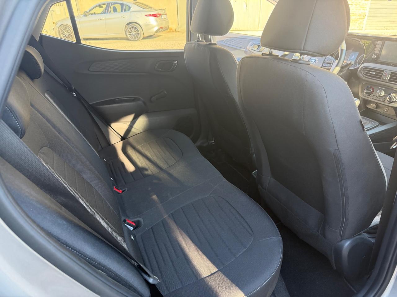 Hyundai i10 1.0 MPI AT Tech