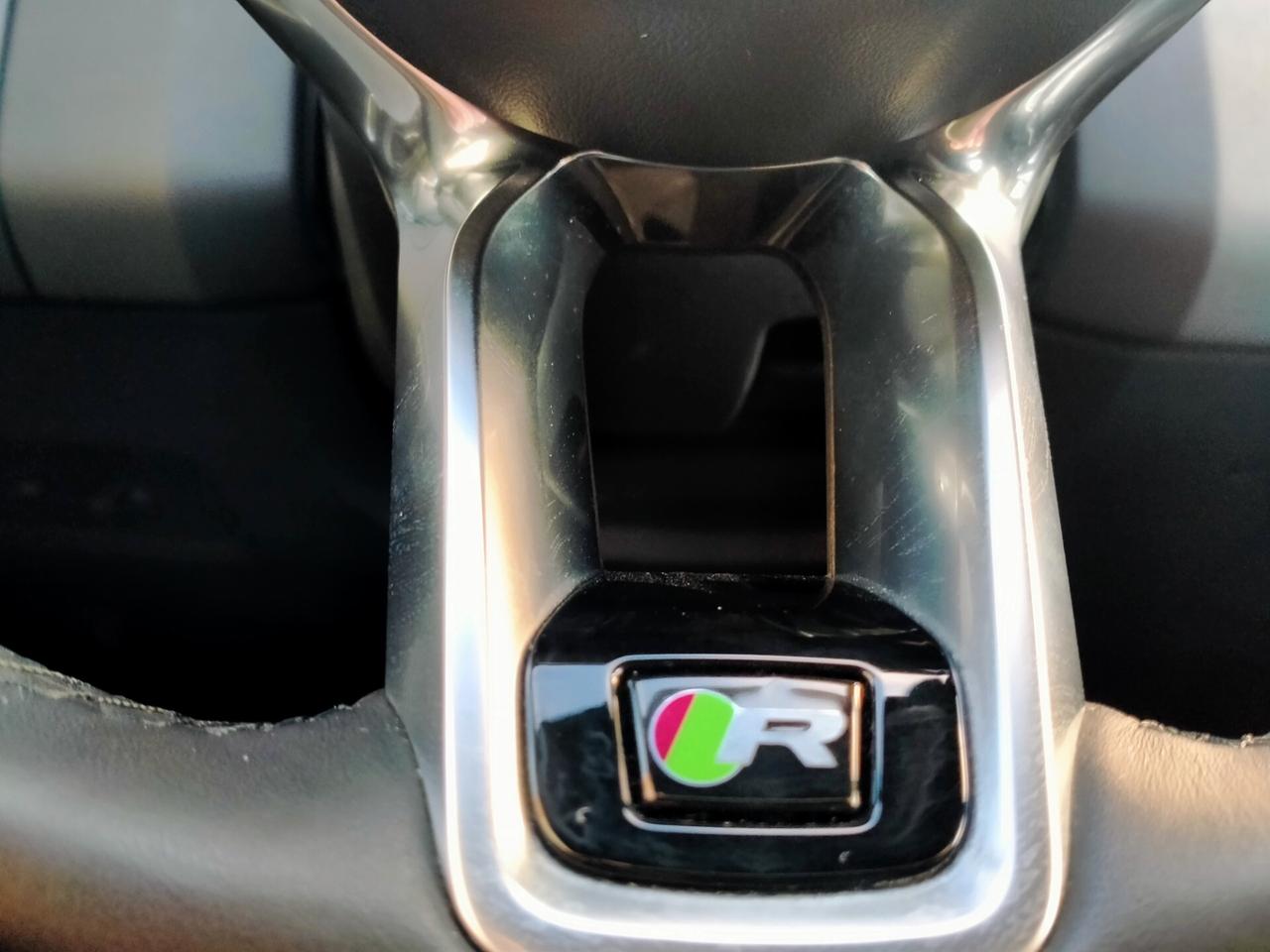 Jaguar E-Pace 20D MHEV AWD 204CV R-DYNAMIC BLACK DESIGN PACK LEGA20 LED PREMIUM