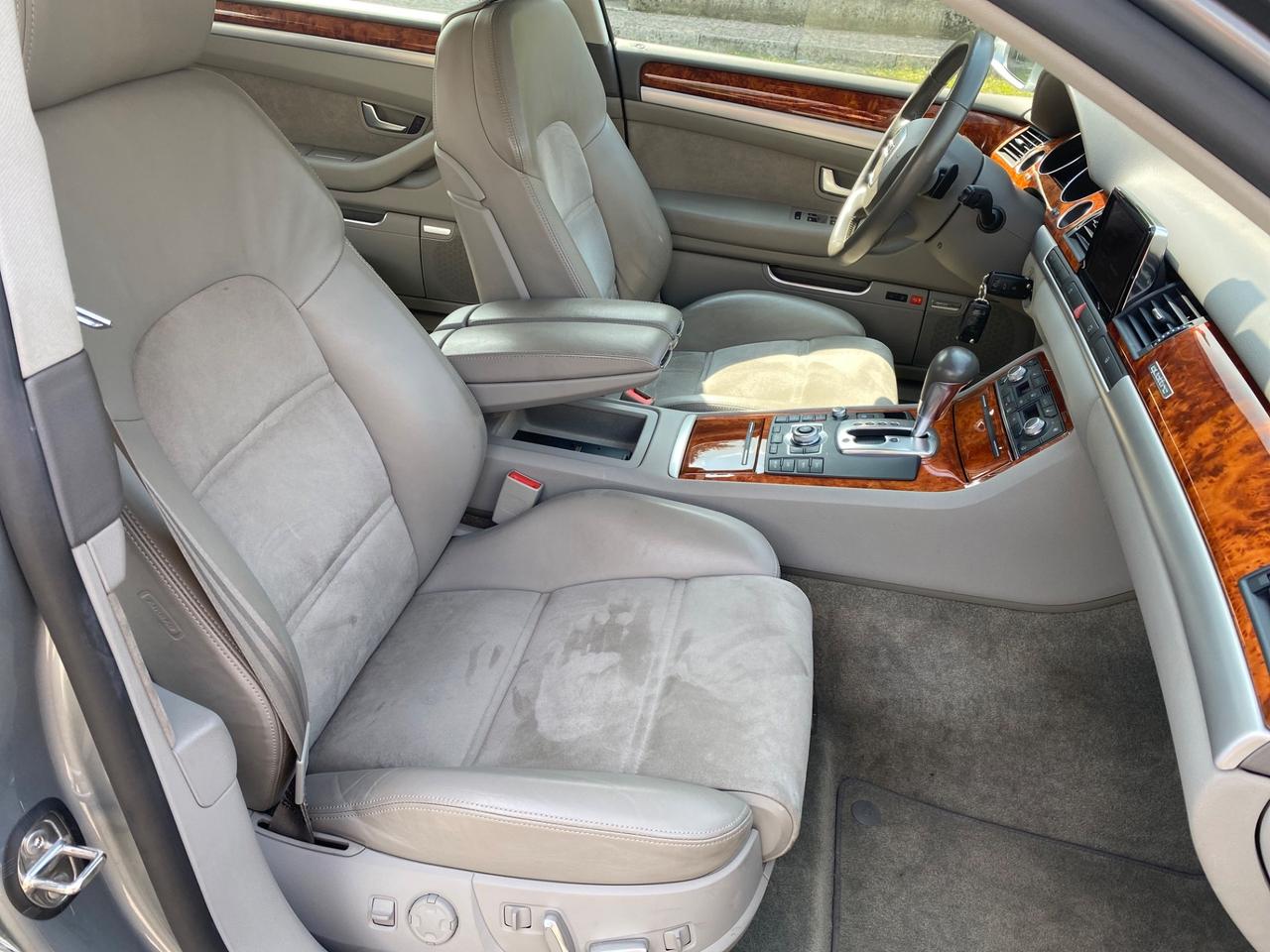 Audi A8 4.2 V8 TDI F.AP. quattro tiptronic 145.000km