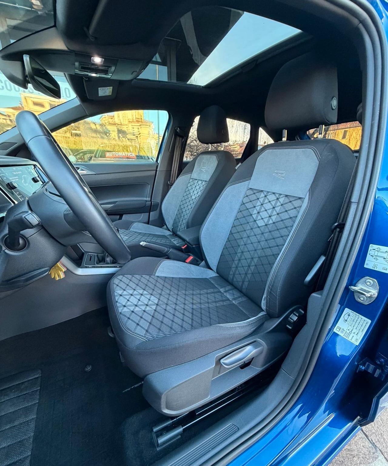 Volkswagen Taigo 1.0 TSI 110 CV R-Line