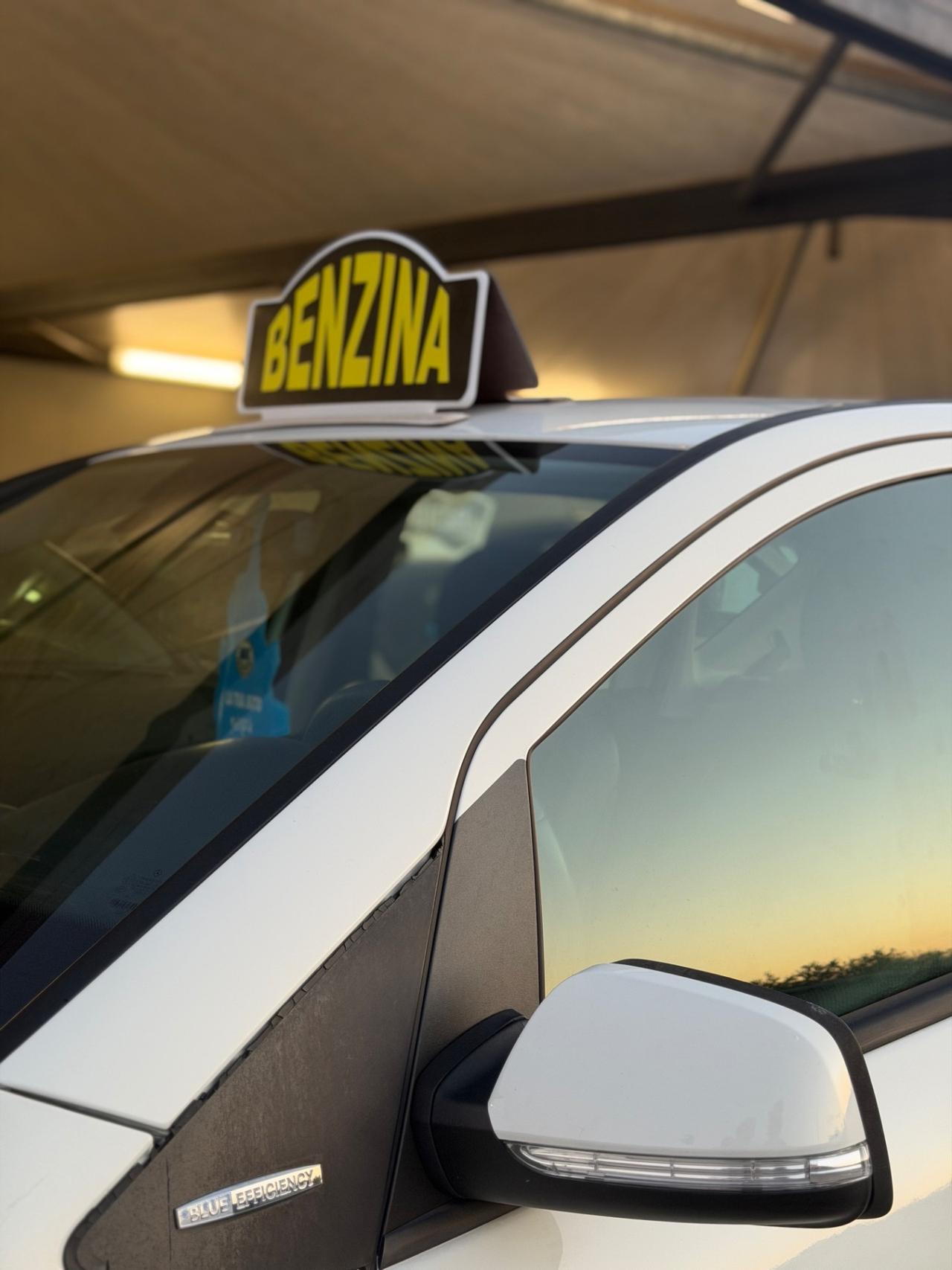 Mercedes CLASSE A 160 BENZINA 2011
