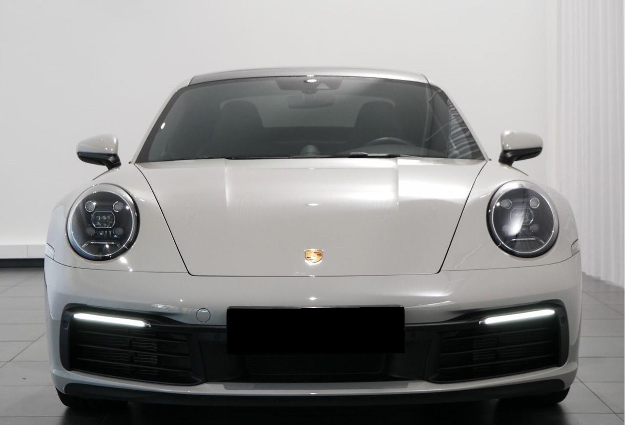 Porsche 911 Carrera