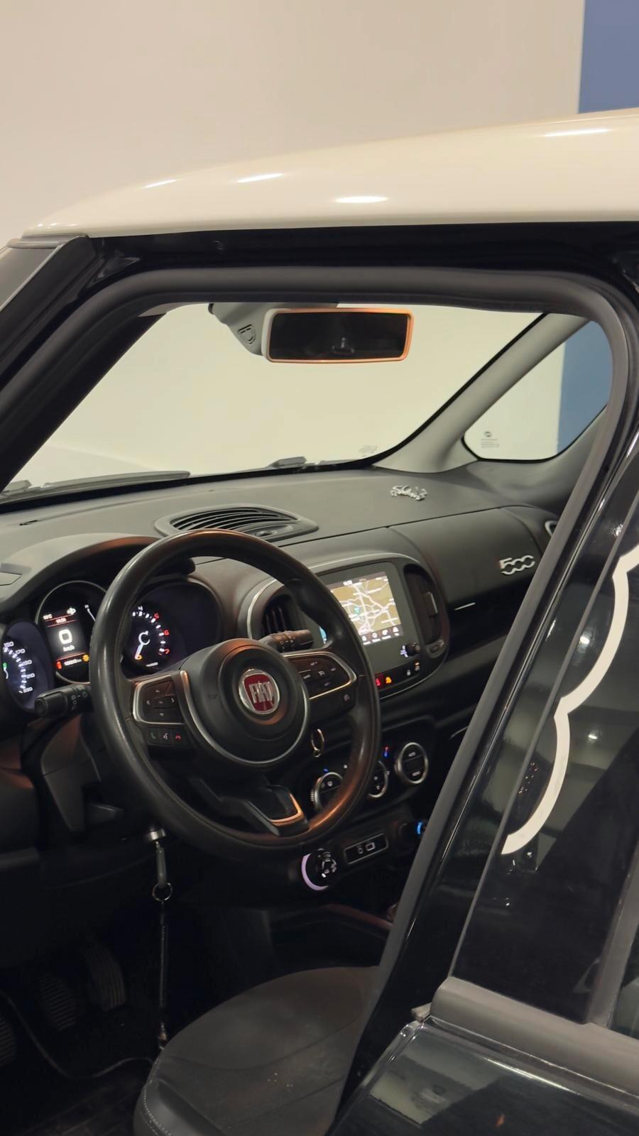 Fiat 500L Cross 1.6 Multijet 120 CV Lounge