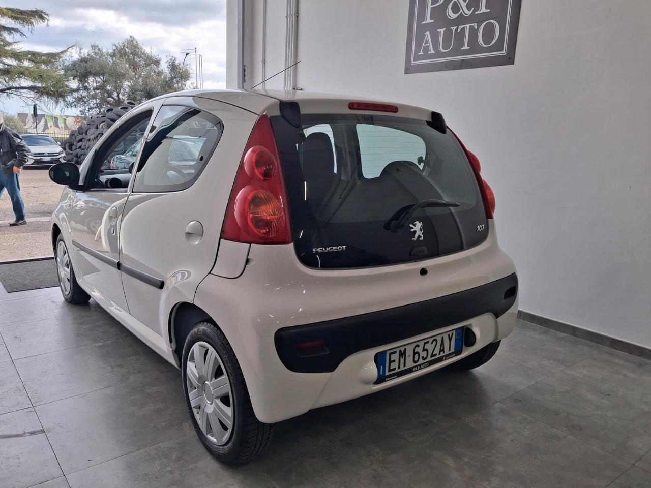 Peugeot 107 1.0 68CV 5p. Active