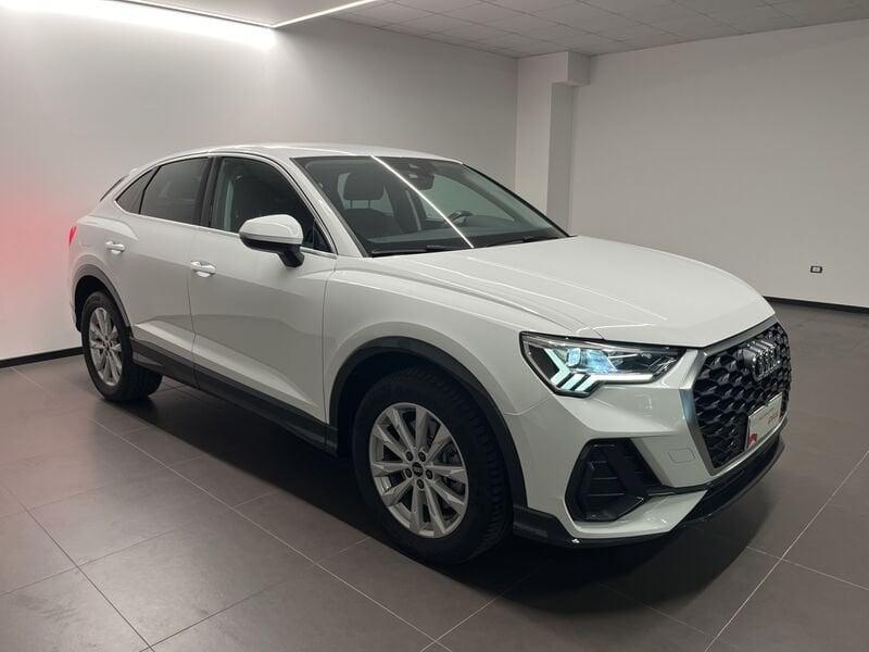 Audi Q3 Audi Sportback Business Plus 45 TFSI e 180(245) kW(PS) S tronic