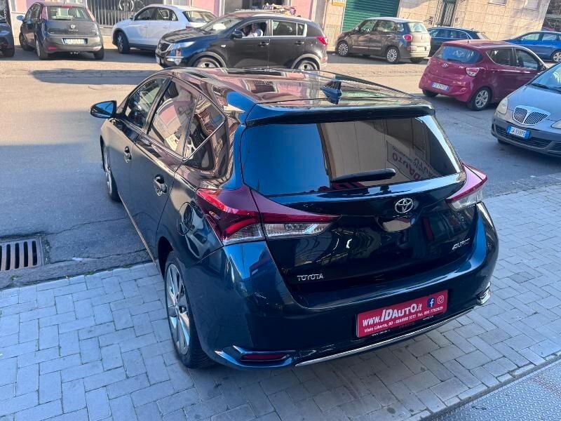 Toyota Auris 1.6 D-4D Lounge