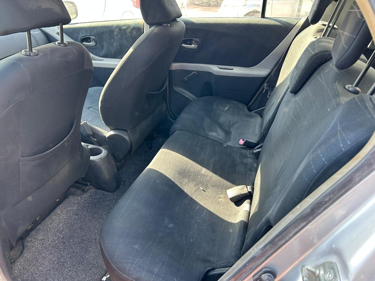 Toyota Yaris 1.3 5 porte Sol