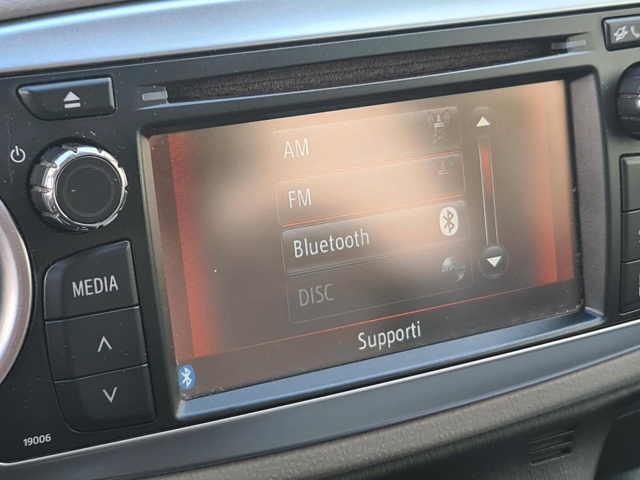 Toyota Yaris 1.0 5 porte Lounge - km certif.