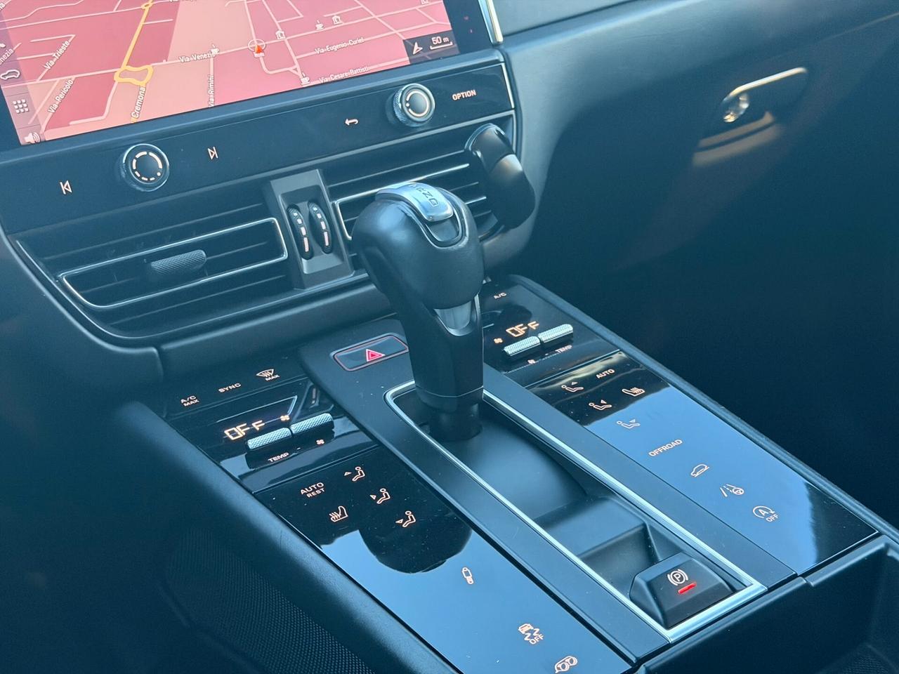 Porsche Macan 2.0T Full optional Unico proprietario