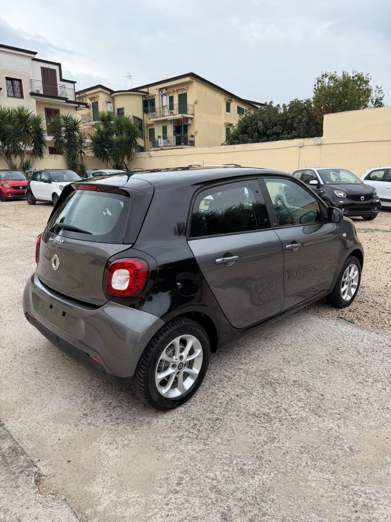 Smart ForFour 70 1.0 Passion