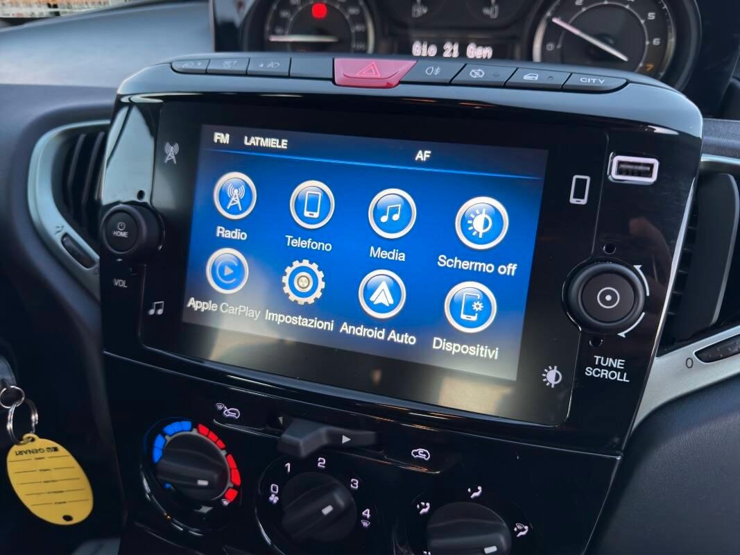 Lancia Ypsilon III 1.0 firefly hybrid Gold Plus 70cv Con TELECAMERA