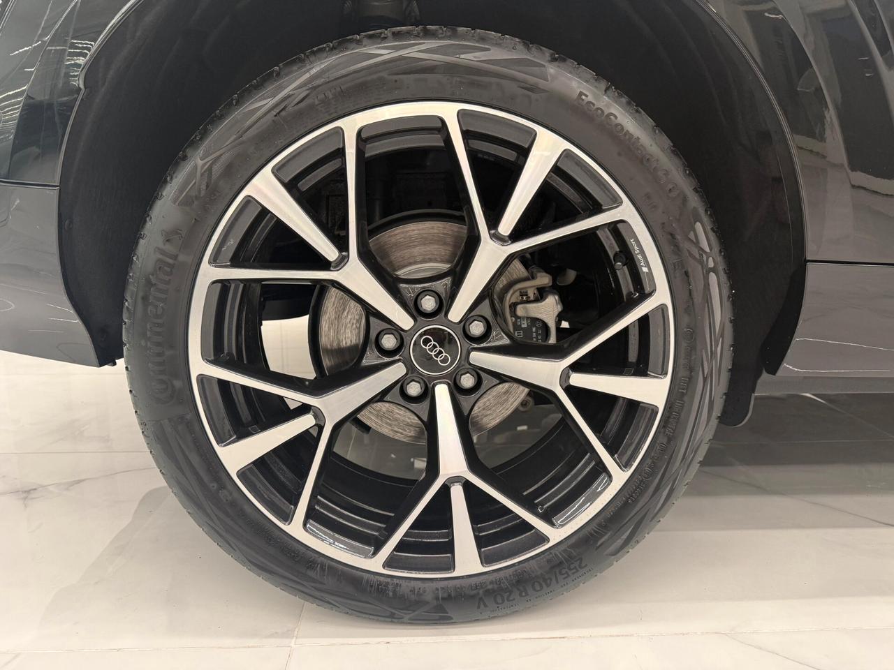 Audi Q3 SPORTBACK TDI S tronic line edition