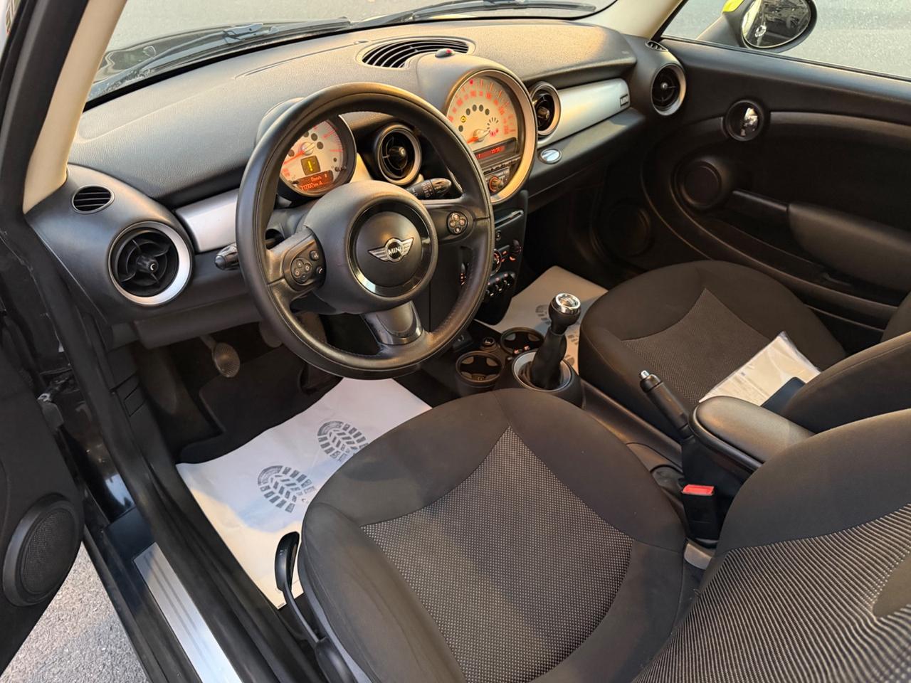 Mini 1.6 16V One D