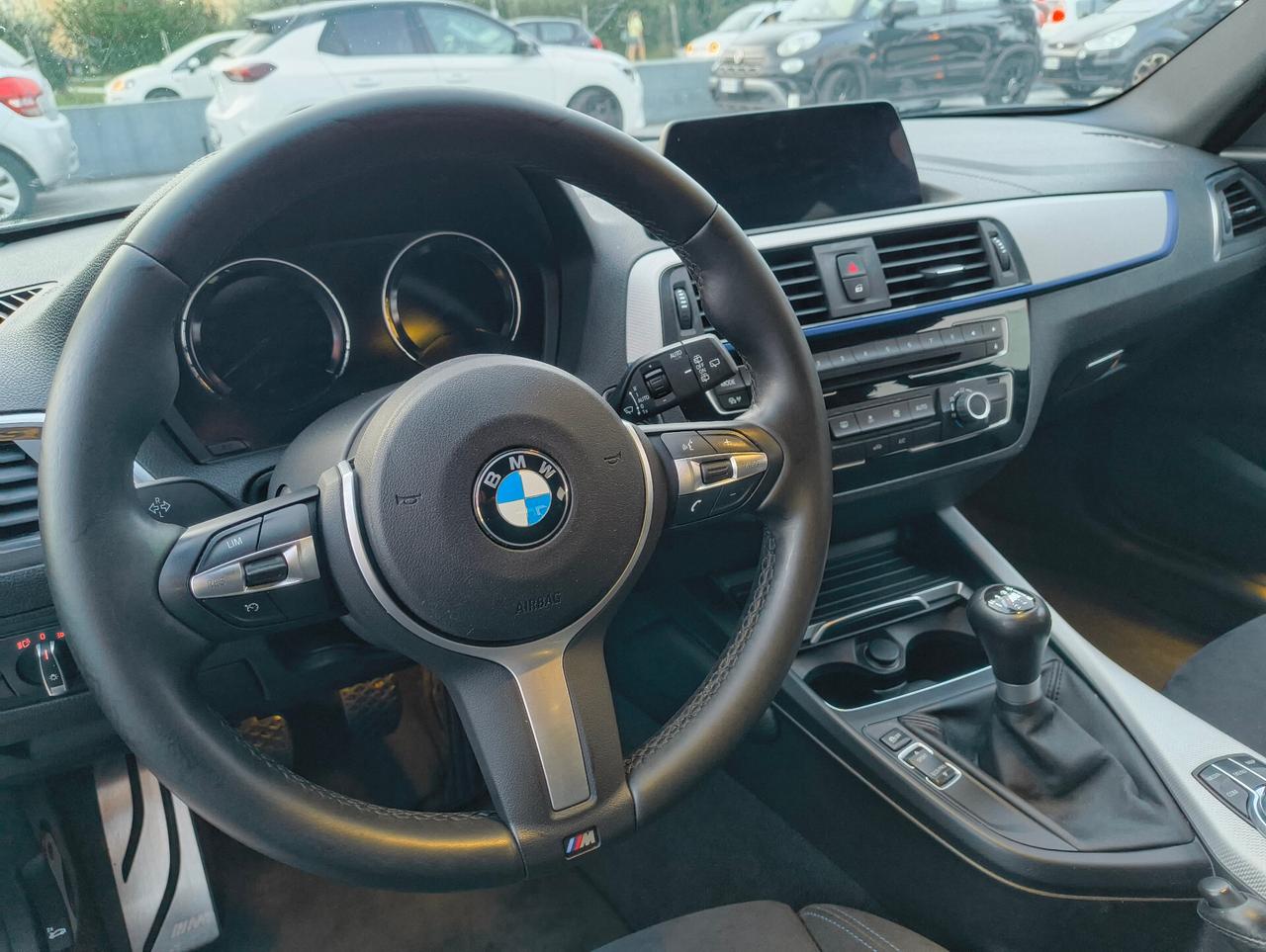 Bmw 116 116d 5p. Msport