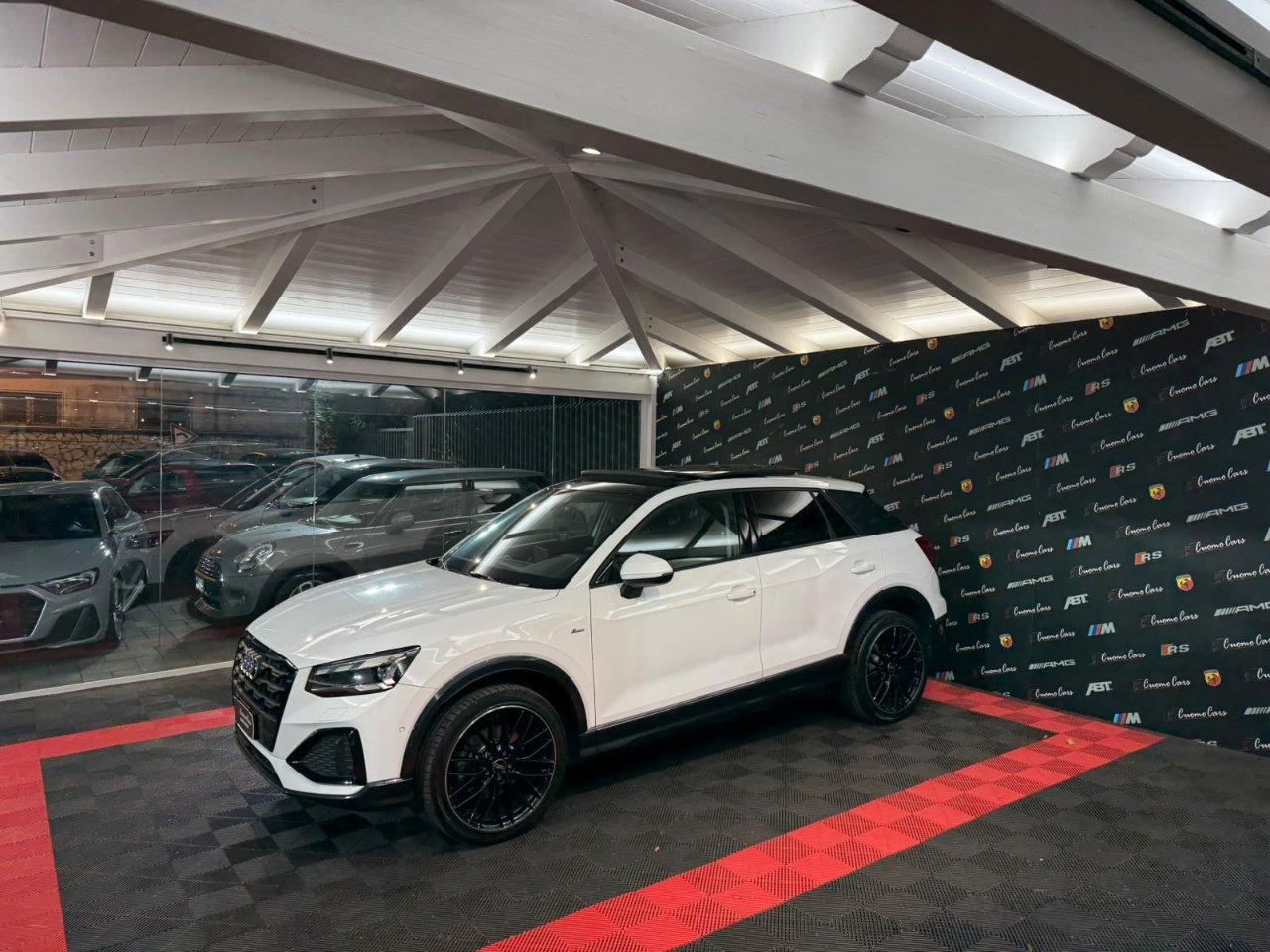 Audi Q2 35 2.0 tdi Sline s-tronic