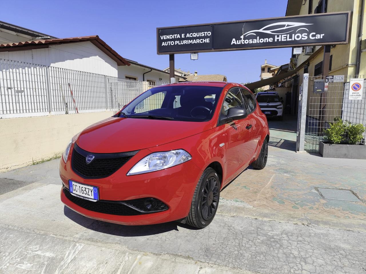 Lancia Ypsilon 1.0 FireFly 5 porte S&S Hybrid Ecochic Silver
