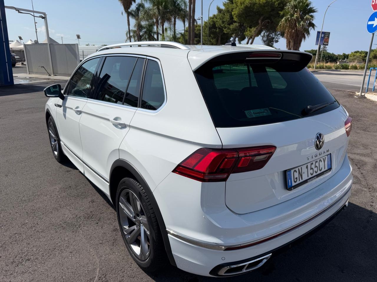 Volkswagen Tiguan 2.0 TDI 150 CV SCR DSG R-Line