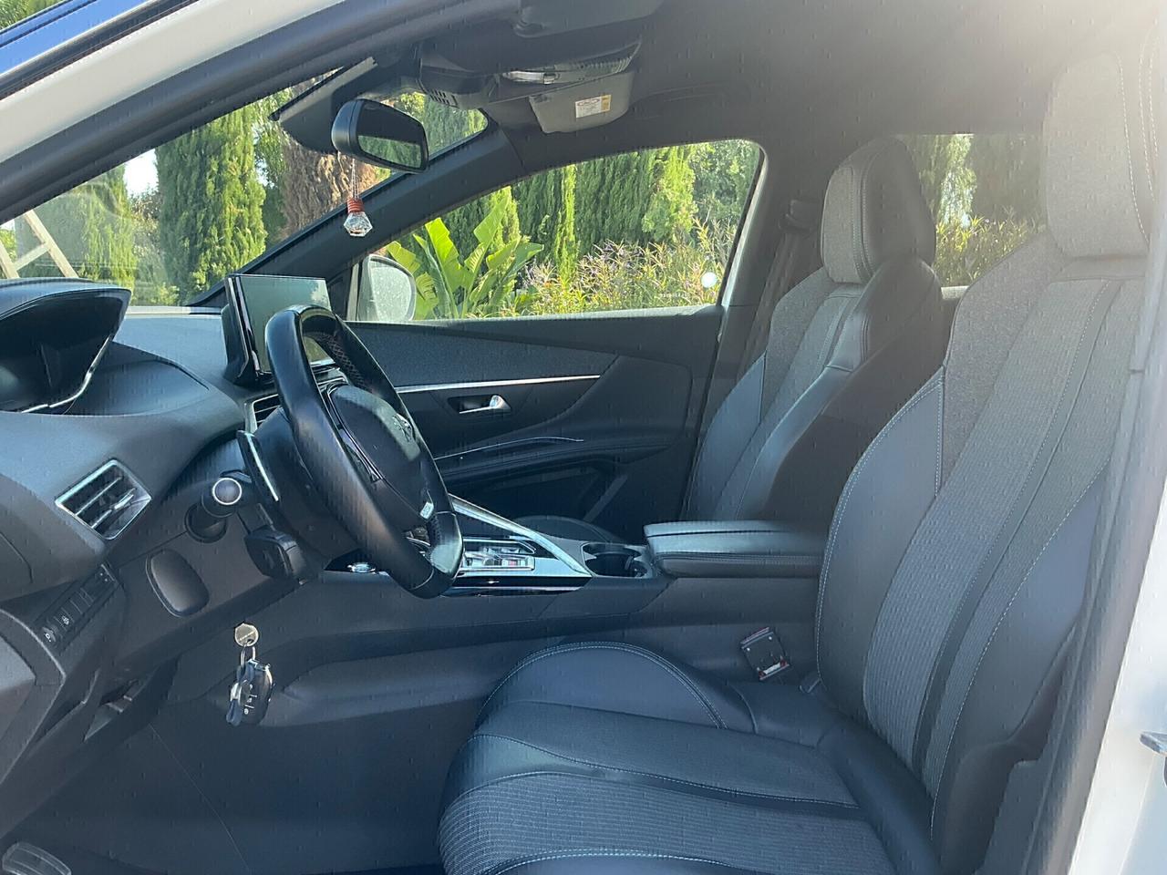 PEUGEOT 3008 1.5 DIESEL 130cv ALLURE -12/2020