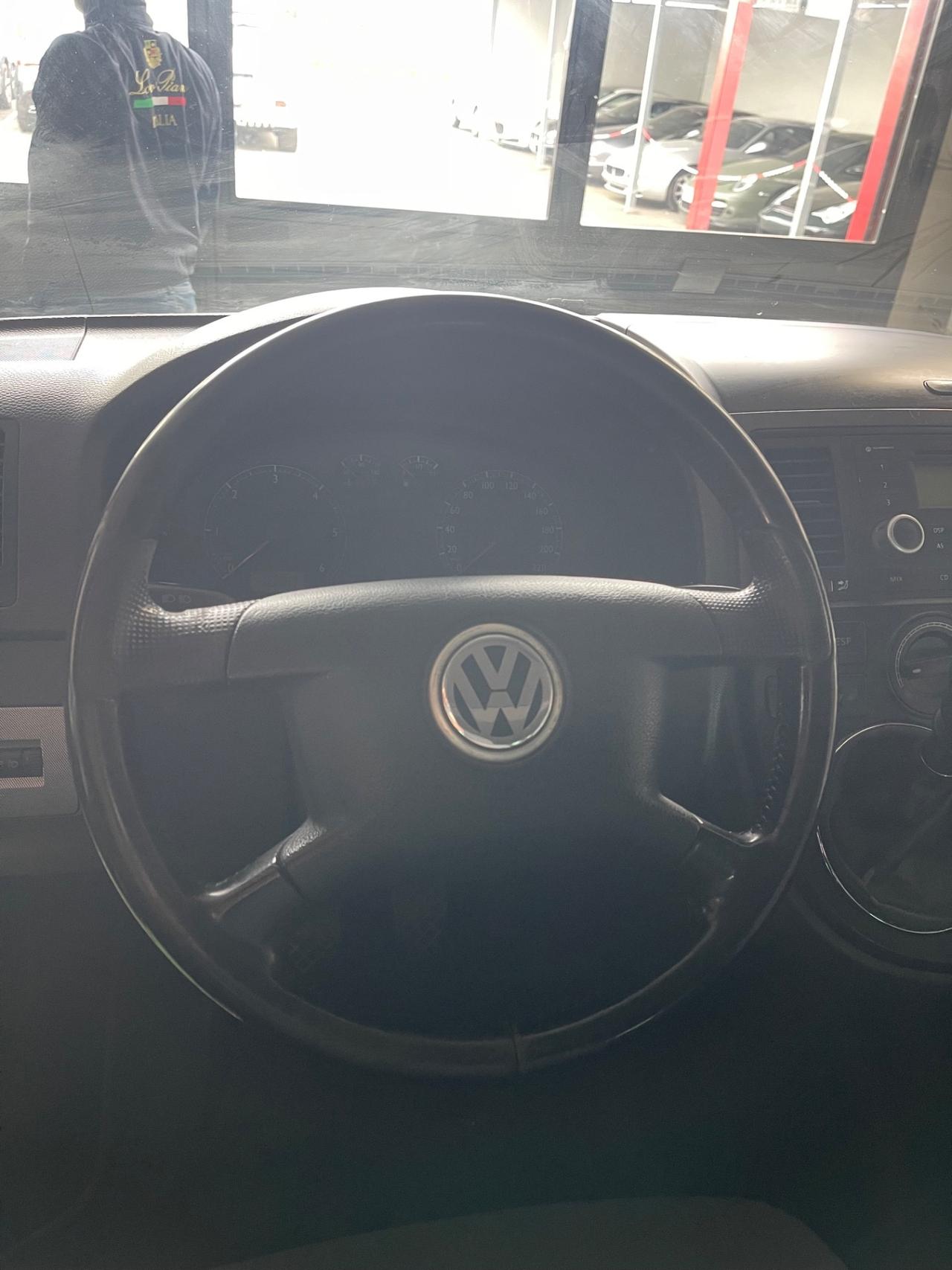 Volkswagen Multivan T5 2.5 TDI 7 Posti PERMUTE RATE