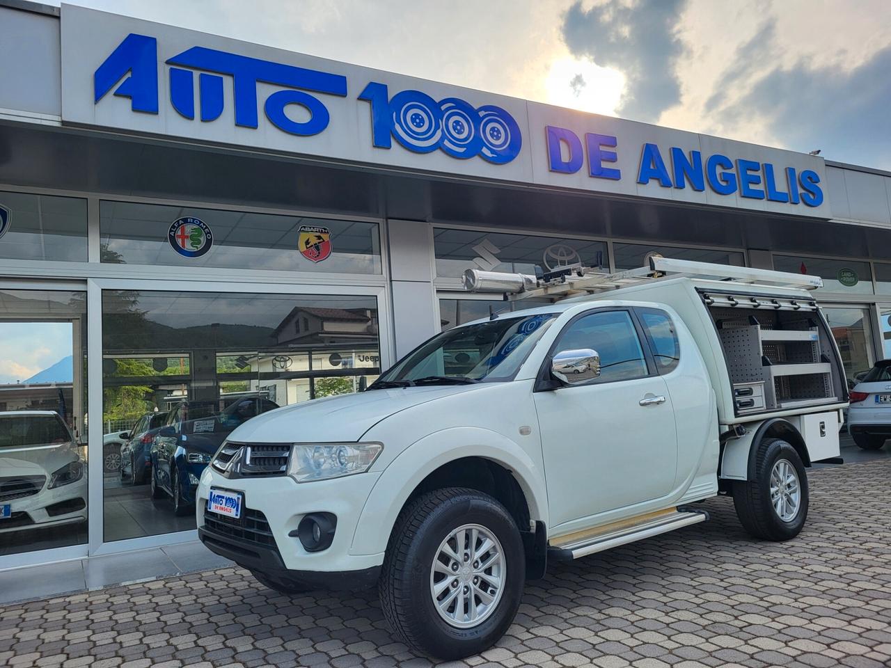 Mitsubishi L200 2.5 DI-D 178 CV 4X4 RIDOTTE BLOCCAGGIO - 4 POSTI