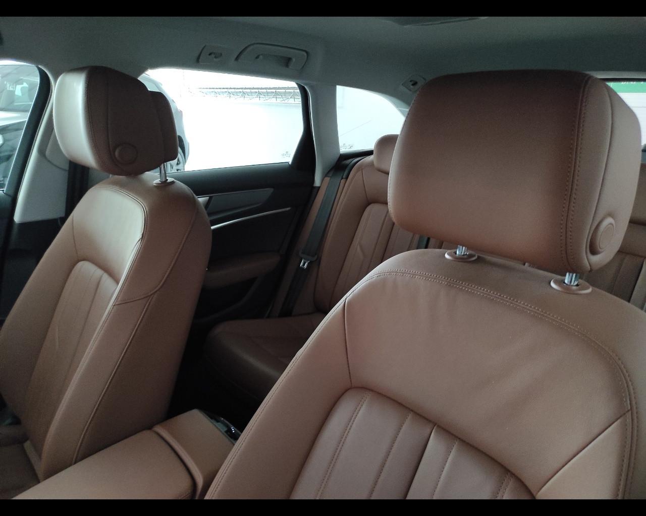 AUDI A6 5ª serie - A6 Avant 40 2.0 TDI quattro ultra S tronic Business