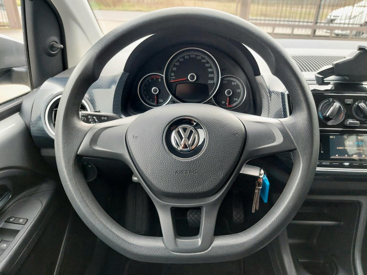 VOLKSWAGEN up! 1.0 5p. Move up! BMT ASG - 2017